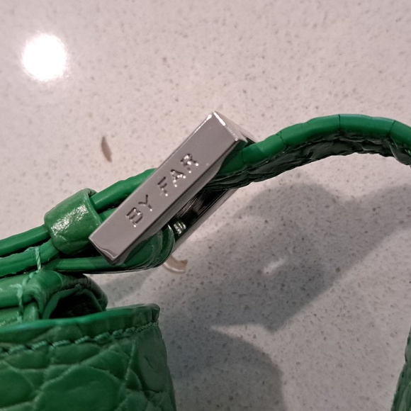 NWOT By Far shoulder bag - Picture 8 of 13